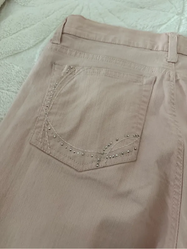Gloria Vanderbilt Blush Pink Cropped Women's Jeans - Image 4