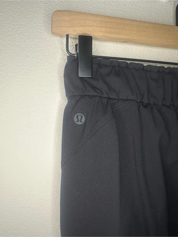 Lululemon Keep Moving Pant 7/8 High-Rise Black W5DCFS sz 4 luxtreme travel work - Image 8