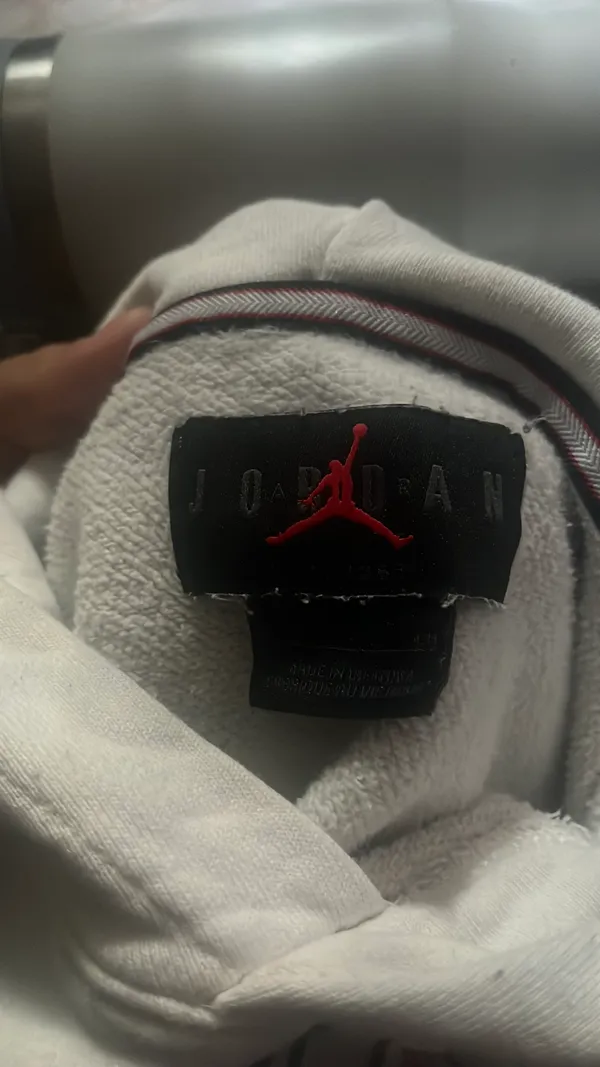 Micheal Jordan Sweatshirt - Image 5