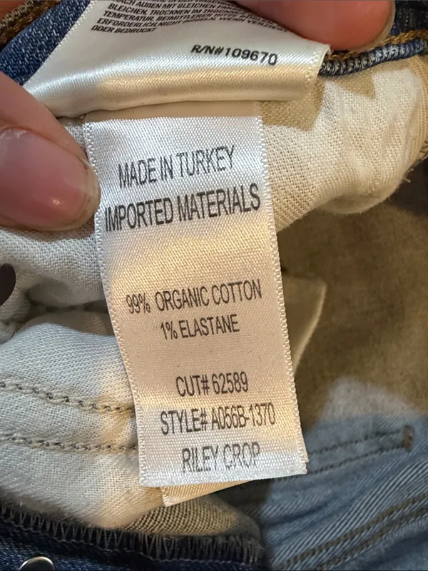 Women’s Agolde Riley Crop Jeans - Image 6
