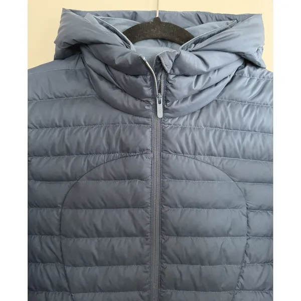 Lululemon Pack It Down Jacket Blue Women's Size 4 - Image 3