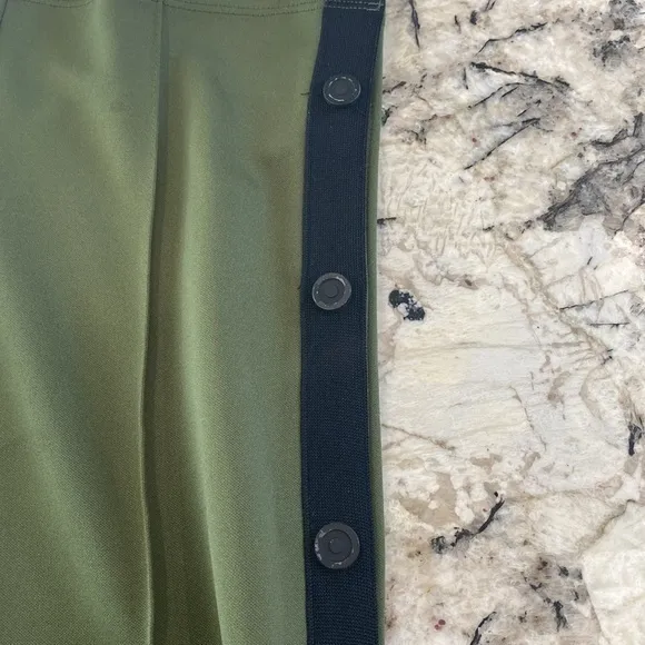 Hunter Pants In olive green and black with buttons- women’s size‎ small - Image 5