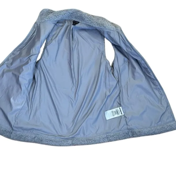 Patagonia Women's Los Gatos Vest in grey S - Image 3