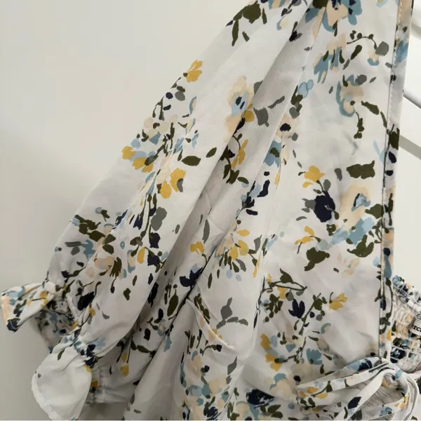 Abercrombie & Fitch Floral Cropped Top - Image 2