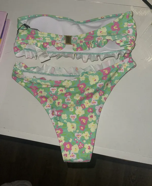 Nasty Gal bathing suit set - Image 2