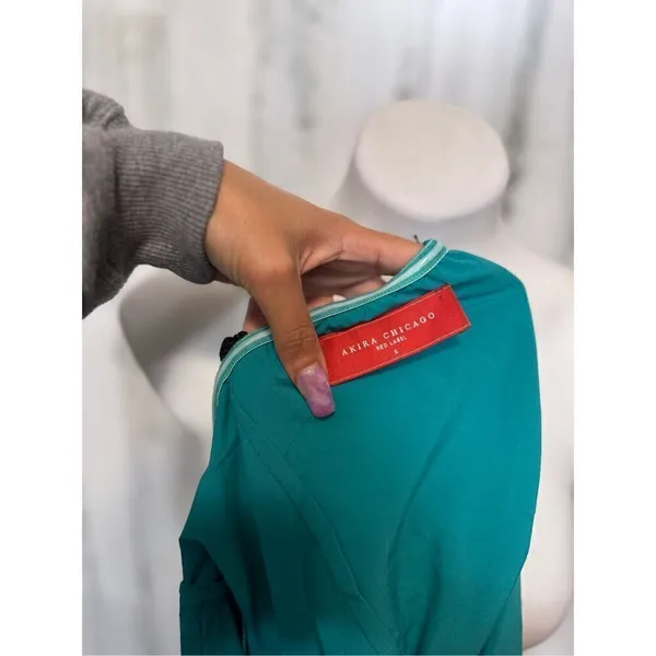 Akira green blouse - Image 8