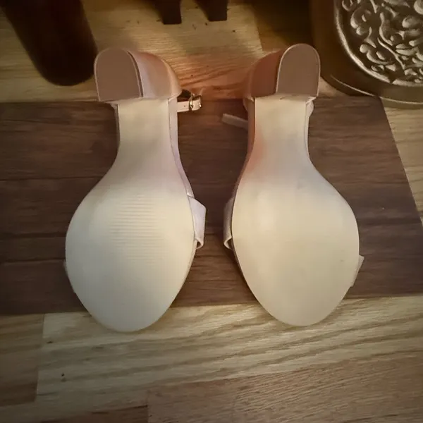 Just fab Tan Block Heel Sandals 3” heel - Image 8