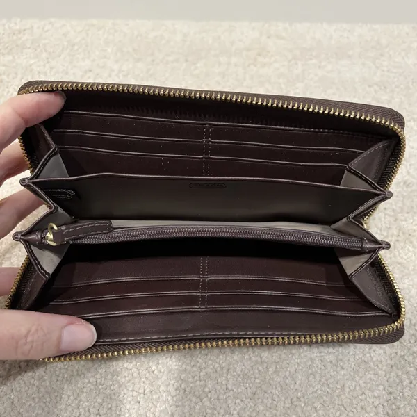 COACH Vintage Heritage Signature Stripe Zip Around‎ Accordion Wallet F42380 - Image 9