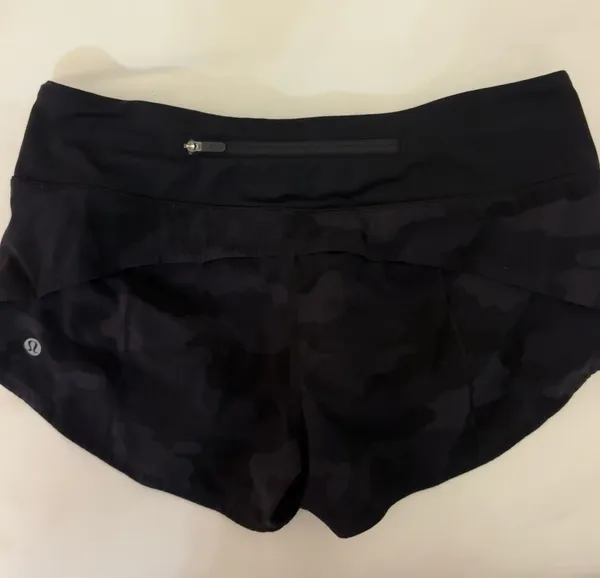 Lululemon Speed Up Shorts 2.5" - Image 2