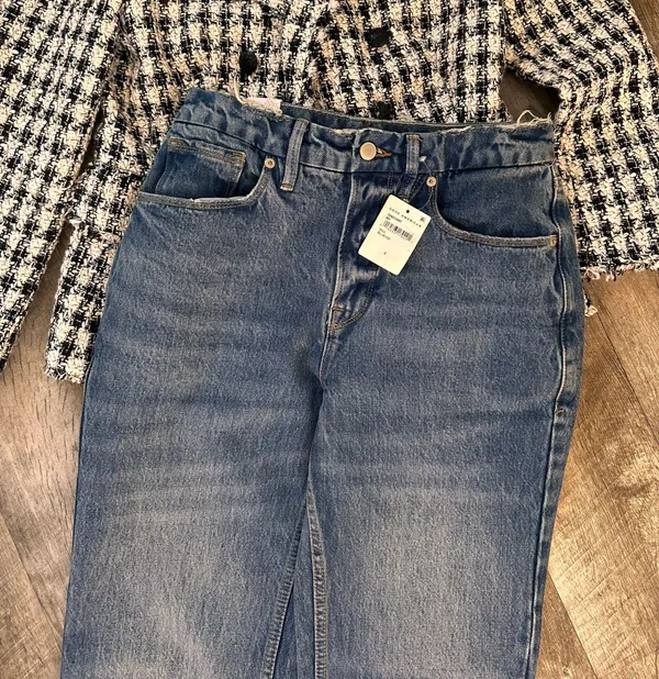 Good American NWT 90s Icon Straight Leg Blue Jeans Blue Size 2/26 - Image 3