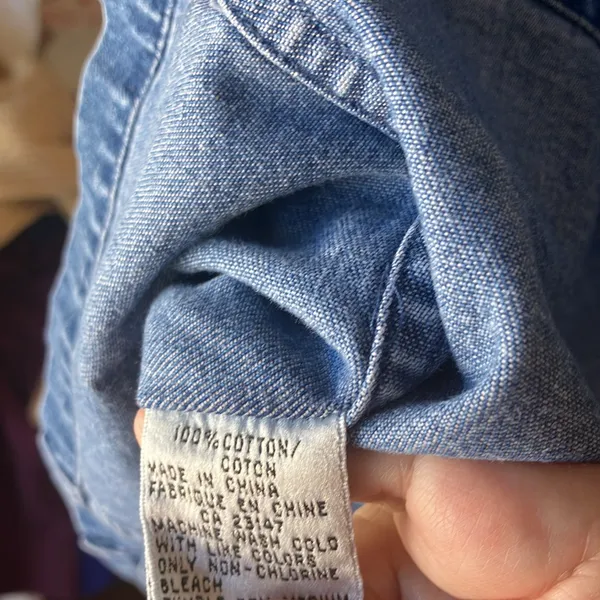 FINAL MARKDOWN Talbots Classic Blue Denim Vest petite small - Image 4