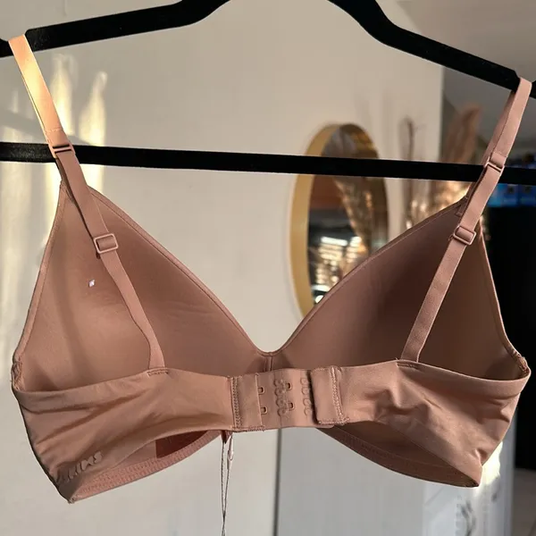 SKIMS Wireless Lightly Lined Bra NWT‎ Ochre 36D - Image 4