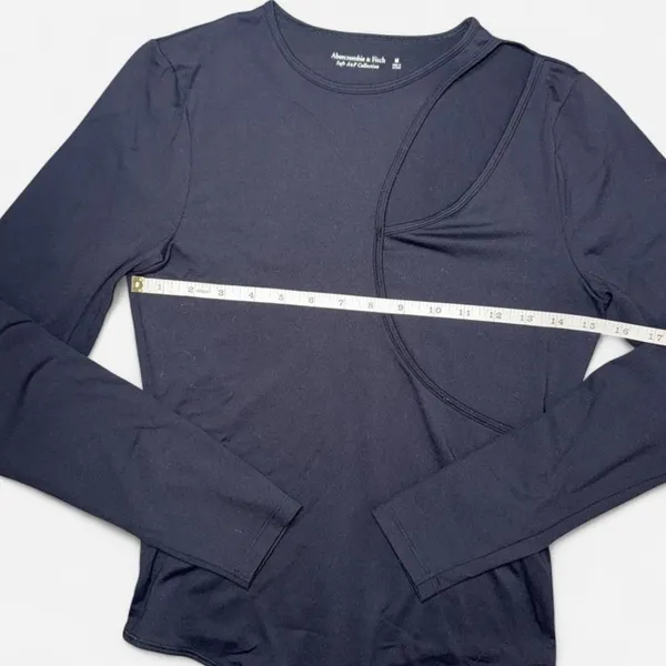 Abercrombie & Fitch Black Long-Sleeve Bodysuit with Shoulder Cut Out - Image 3