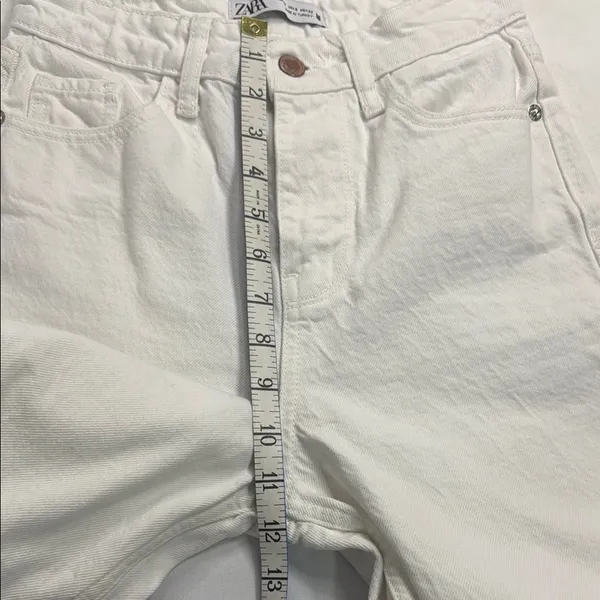 Zara White Boyfriend Jeans Relaxed Fit - Image 6