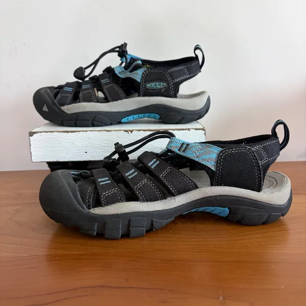 Keen Newport H2 Waterproof Hiking Sandals Black Blue 1019292‎ Womens Size 5 - Image 2