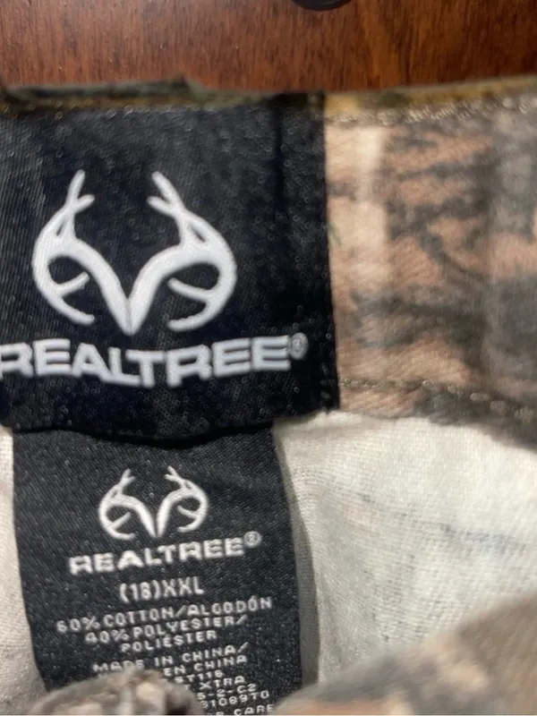 Women’s Camouflage Cargo Pants - Realtree-style Camo - Size 18 (XXL) - Image 3