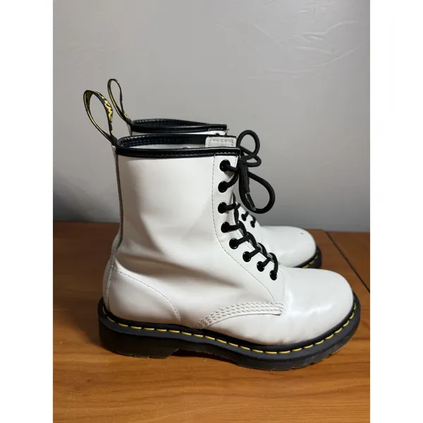 Dr. Martens 1460 Boots Womens Size 8/39 White Leather Ankle Combat Lace Up - Image 4
