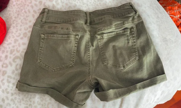 denim shorts Green Size 8 - Image 2