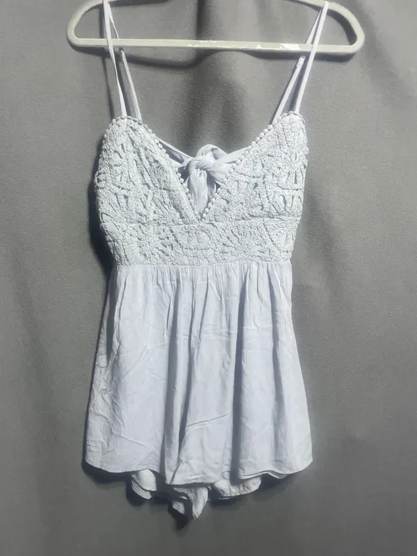 Love Tree White Lace Crochet Open Back Romper Boho Festival Size Large - Image 2