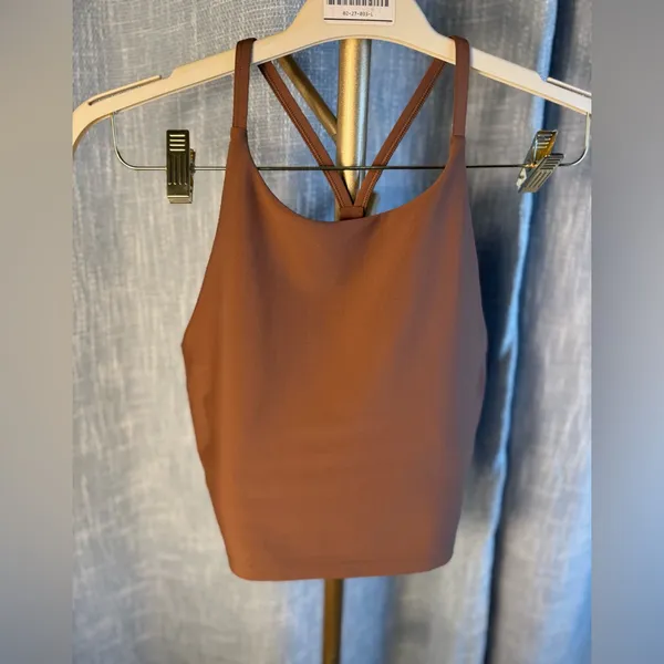 Old Navy Active Tank Top Powersoft Light Support Built-In Bra Medium - Image 4