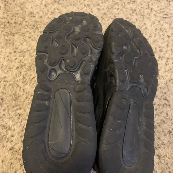 Nike Air Max 270 React GS Black Running Shoes - Image 9
