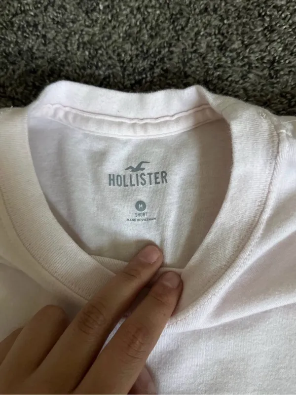 Hollister Baby Pink Shirt Size Medium 0191 - Image 2