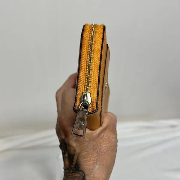 Coach Tan/ orangish Leather Wallet - Image 5