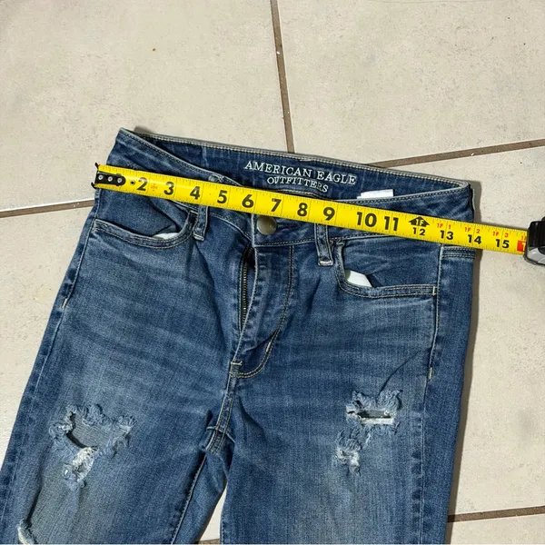 American Eagle Outfitters Women's Hi-Rise Jegging‎ Blue Distressed Jeans size 4 - Image 9