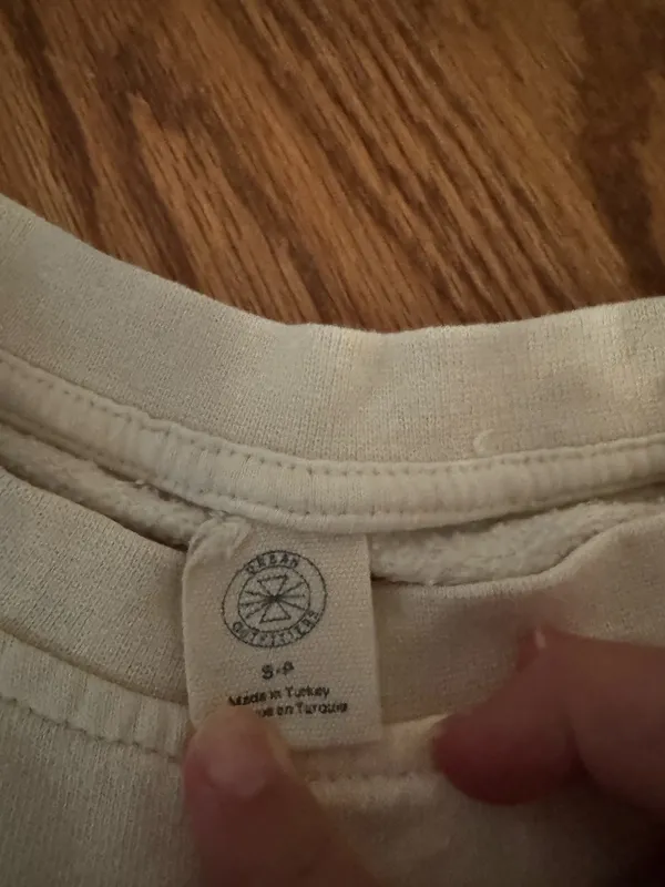 Urban Outfitters NYC Crewneck Sweatshirt - Image 2
