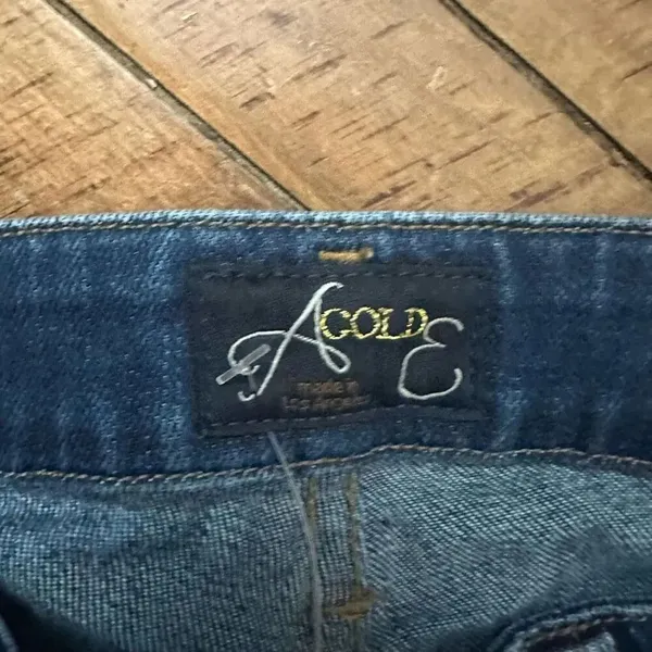 Agolde dark wash distressed stretchy Chloe low rise 24 jeans - Image 4