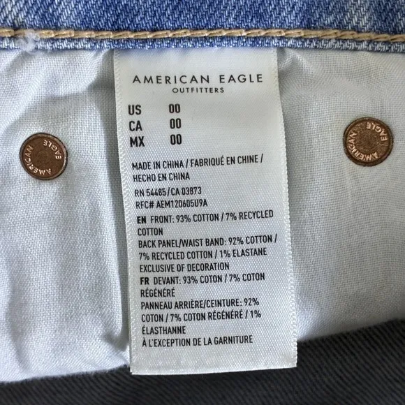 American Eagle 90s Boyfriend Distressed Denim Shorts Light Wash High Rise Size00 - Image 9