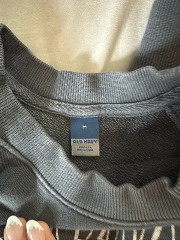 Old Navy Top - Image 2