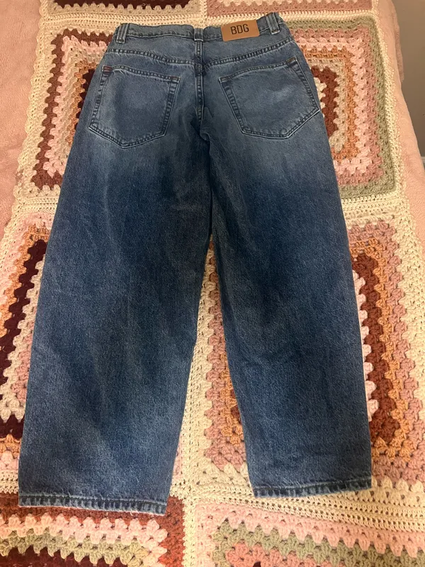 LOW PRICE! Urban Outfitters BDG Barrel Jeans - Image 3