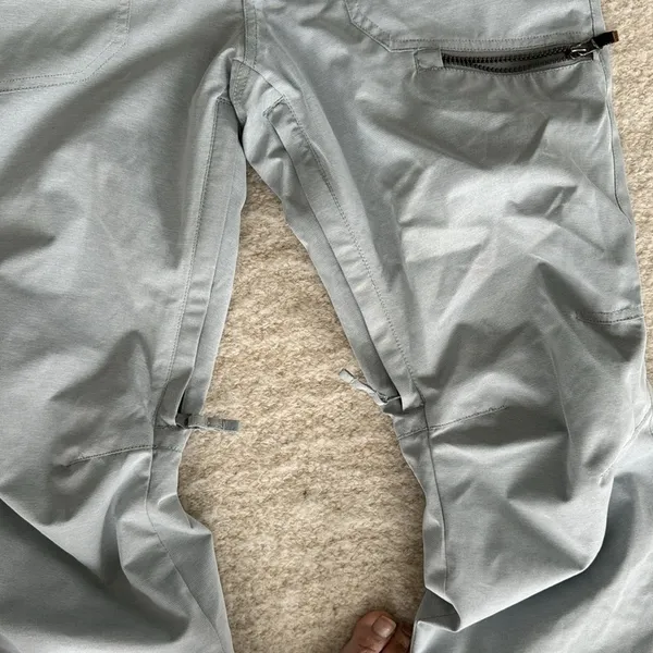 Roxy ski/snow pants size large gray - Image 7