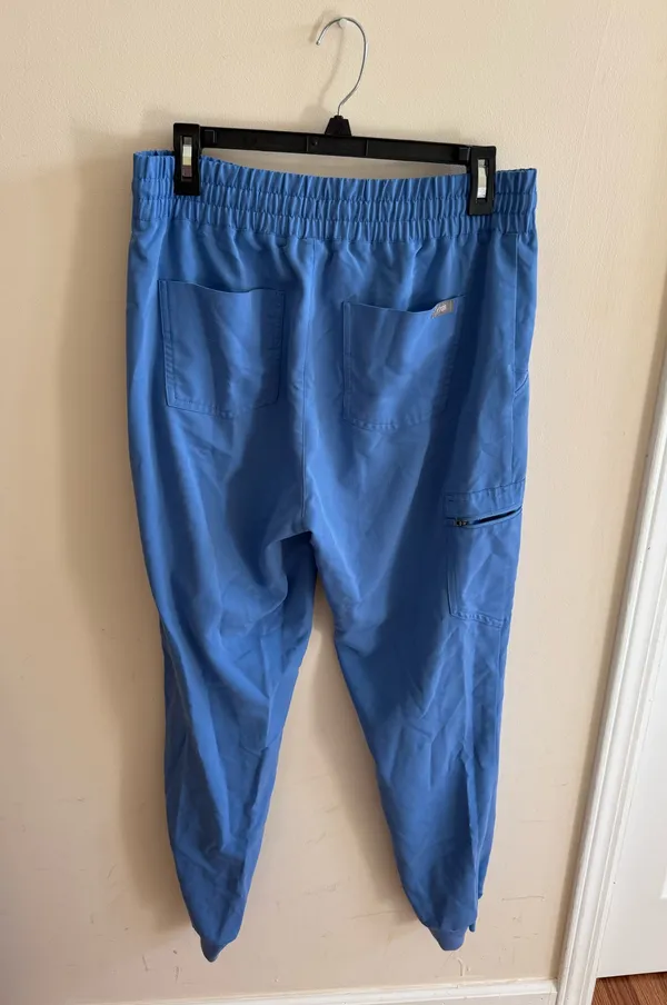 FIGS Zamora Jogger Scrub Pants Women’s - Image 3