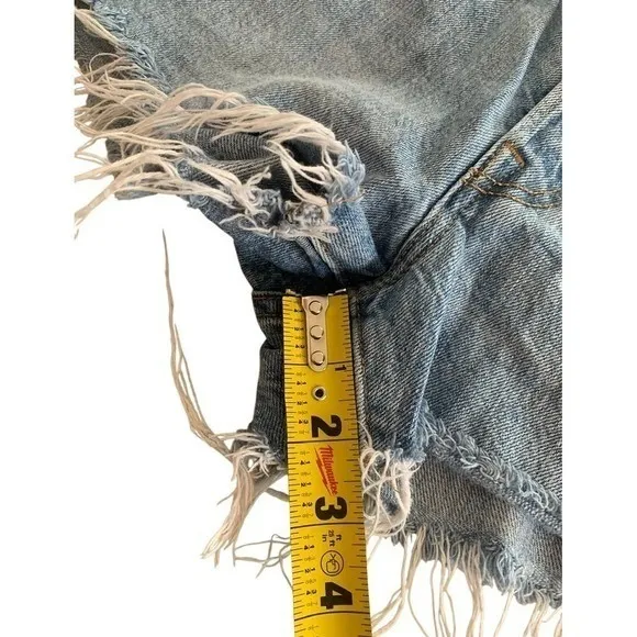 Levi's 501 Denim Shorts Womens 25 Blue High Rise Distressed Frayed Boho‎ Summer - Image 4