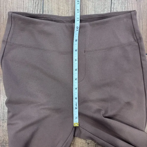 Halara Women's Flare Leg High Waisted Pants Light Brown/Gray Size Medium READ - Image 6