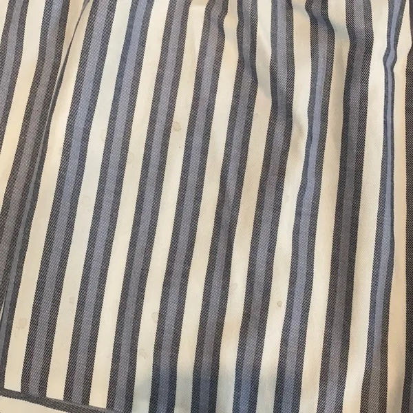 Universal Threads Skirt with pockets - Image 4