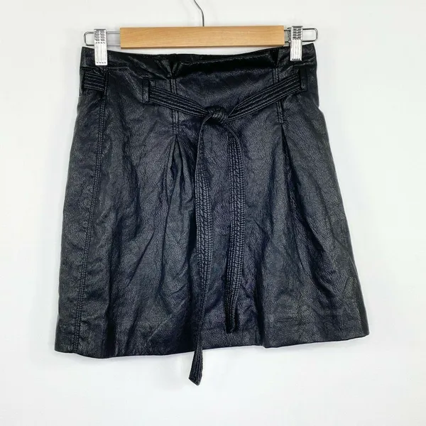Free People‎ Payton Womens 0 Black Faux Leather Mini Skirt Paperbag Waist Y2K - Image 2