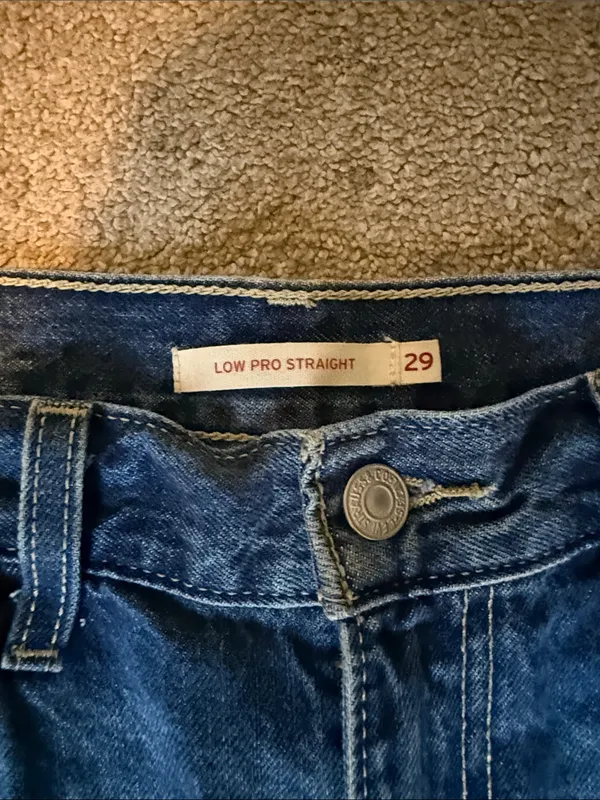 Levi’s Low Pro Straight 100% Cotton Distressed Medium Wash Jeans Size 29 - Image 4