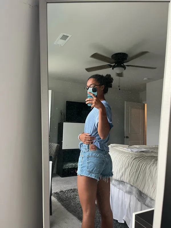 Levi’s 501 Shorts - Image 2