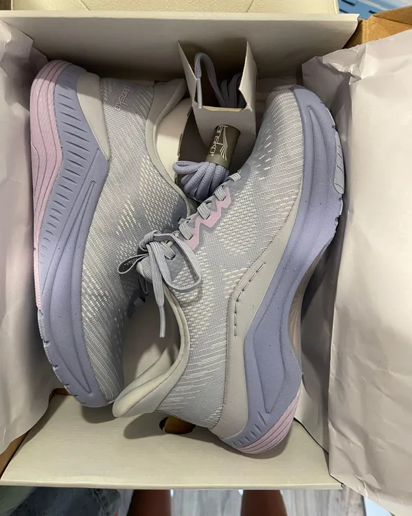 Shoes - Image 2
