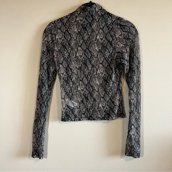 ✨ Wild Fable Black Snakeskin Sheer Top XS‎ - Image 6
