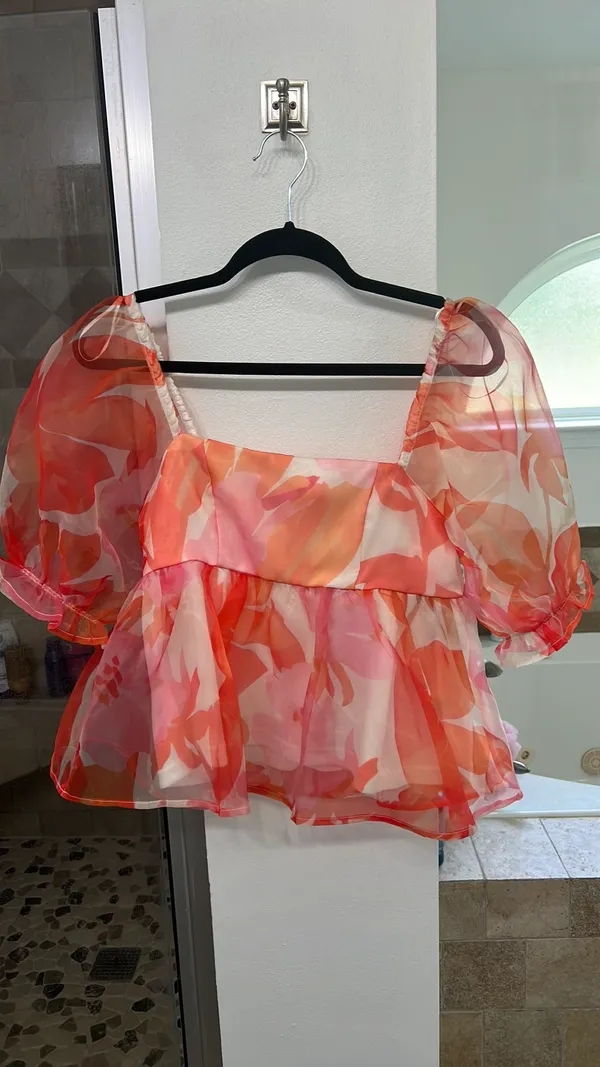 The Clothing Exchange Company Boutique Floral Puffy Sleeve Top (pink and orange) - Image 3