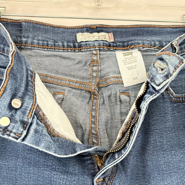 Levi's Women's 512 Perfectly‎ Slimming Straight Leg Jeans Medium Wash Size 10 S - Image 9