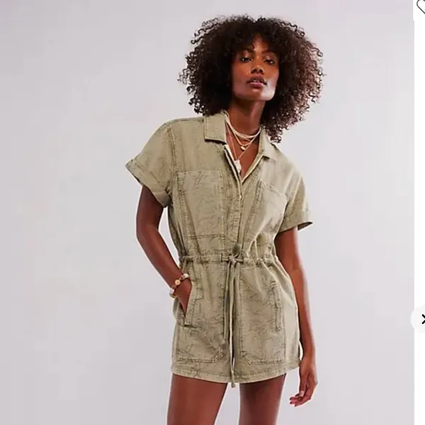 NWOT Free People rhodes chino coverall - moss stone Medium - Image 2