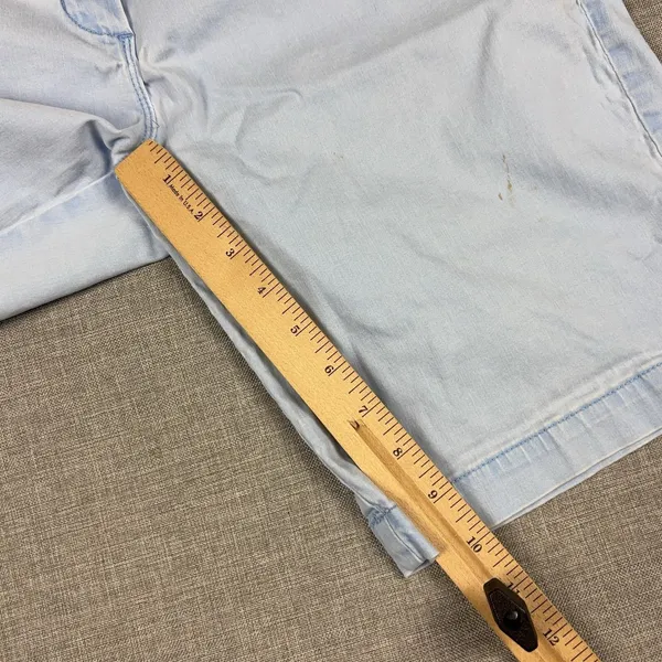 Tommy Bahama Shorts Womens 8 Blue Chino Twill Cotton Lyocell Spandex 9 Inseam - Image 7