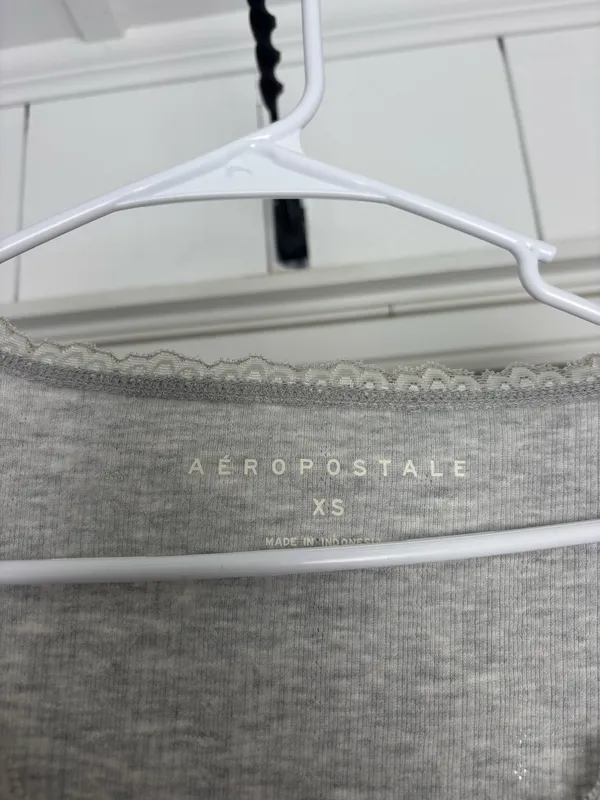 Aeropostale laced short sleeve top - Image 2