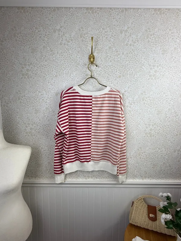 Evereve Red and Pink Tyra Striped Pullover Sweatshirt - Size - Small - Image 6