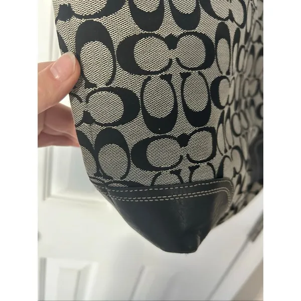Coach Vintage Hampton F13973 Handbag Signature Jacquard & Leather Gray/Black - Image 6